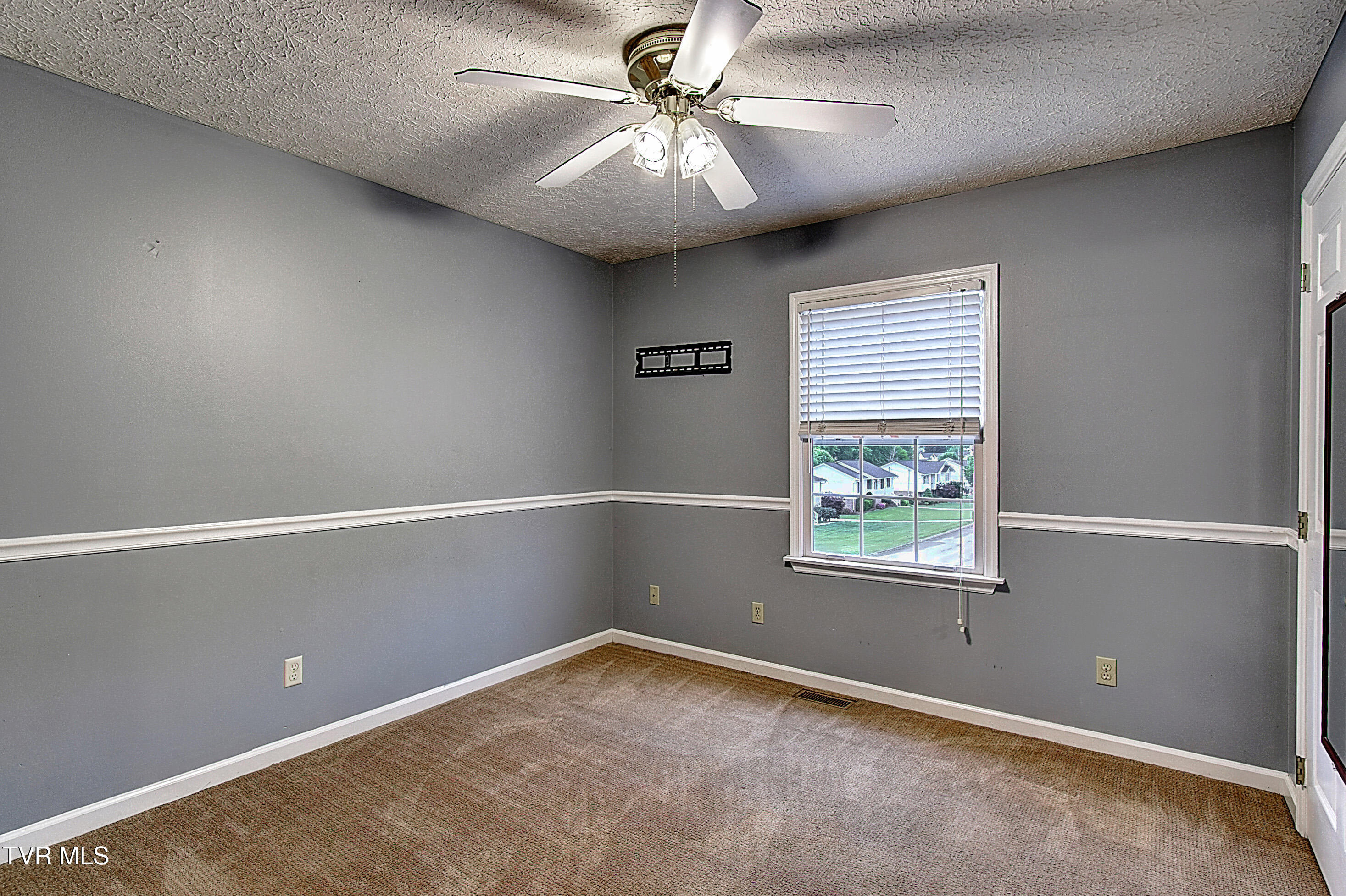 200 Mountain View Drive, Mount Carmel, Tennessee image 21