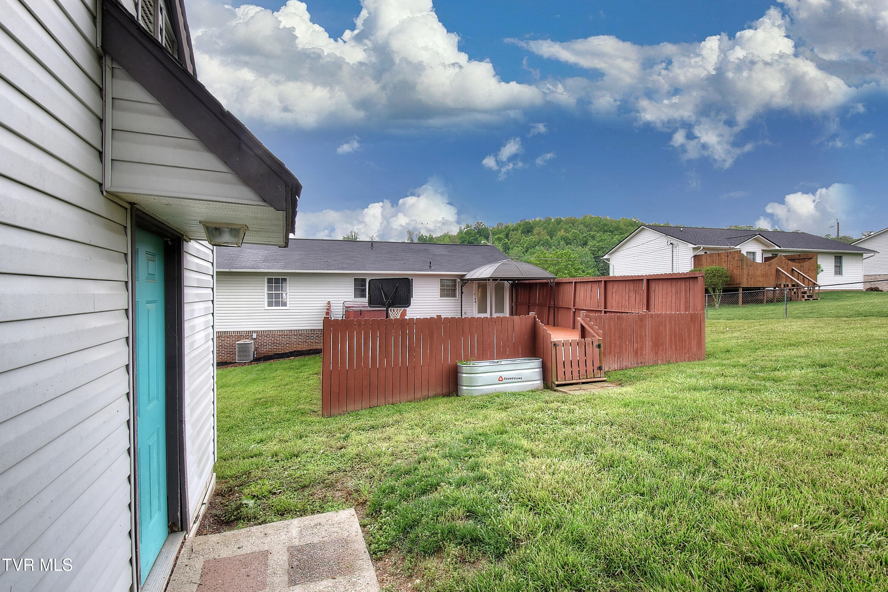 200 Mountain View Drive, Mount Carmel, Tennessee image 39