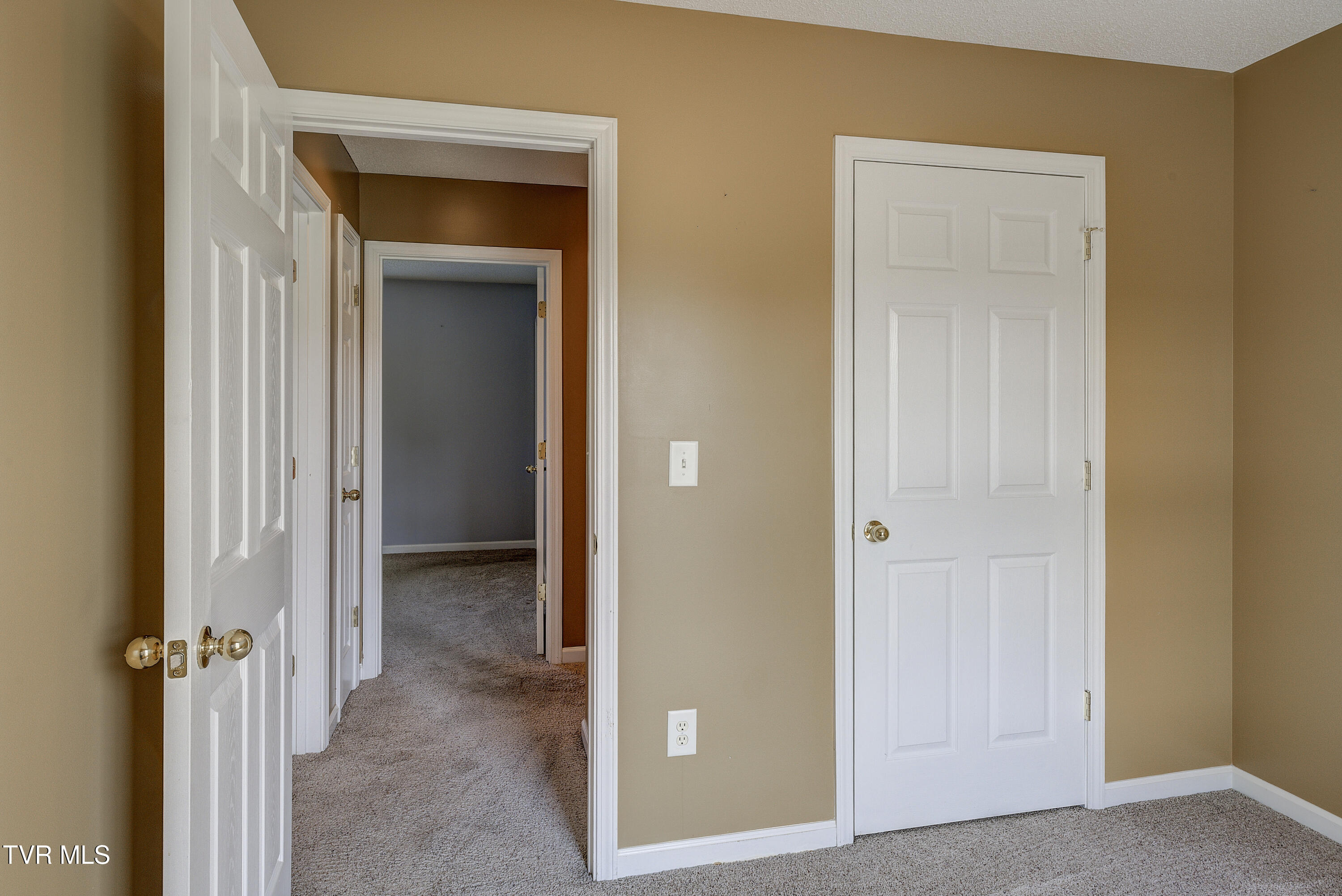 185 Thelma Hannabas Lane, Jonesborough, Tennessee image 25