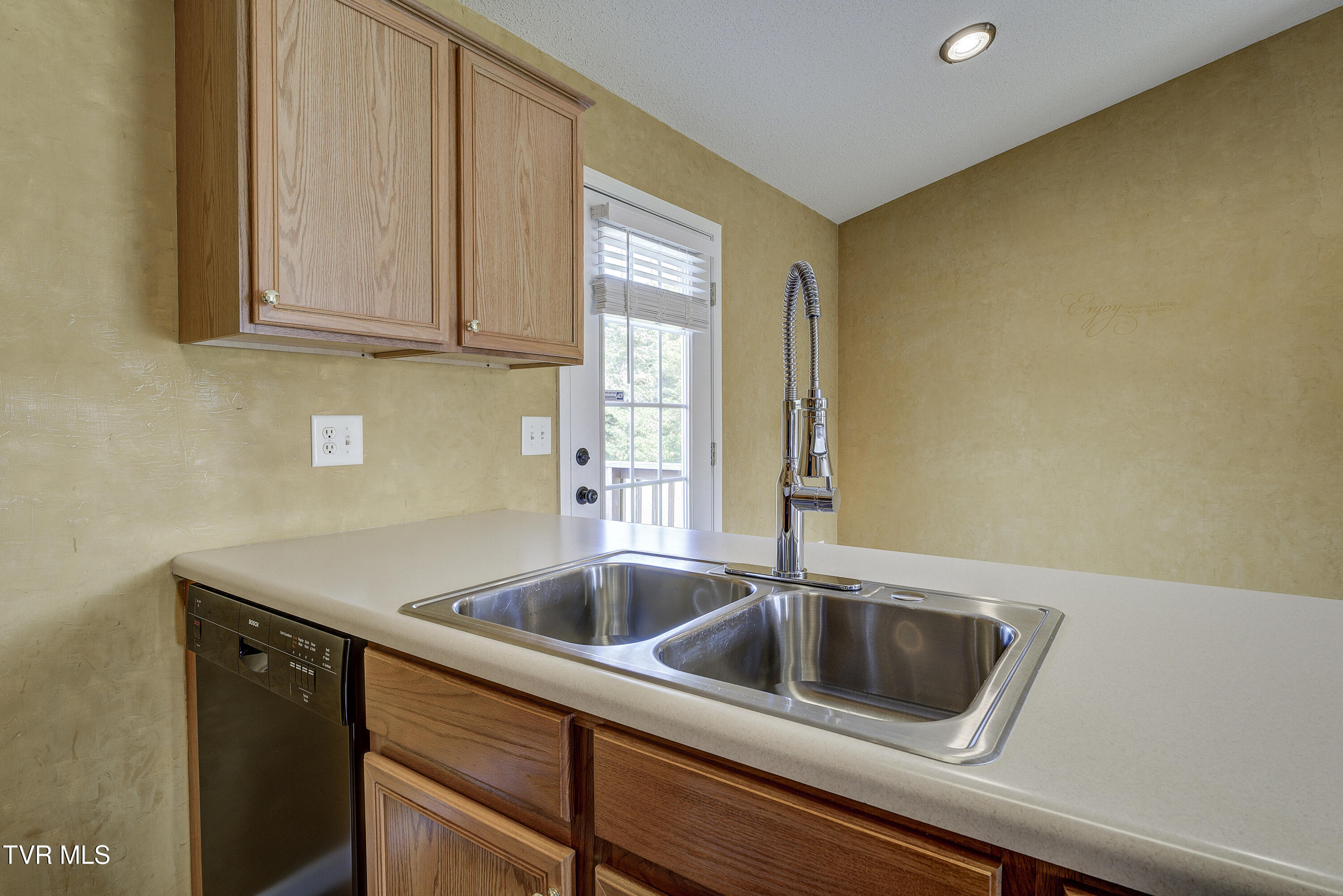 185 Thelma Hannabas Lane, Jonesborough, Tennessee image 13