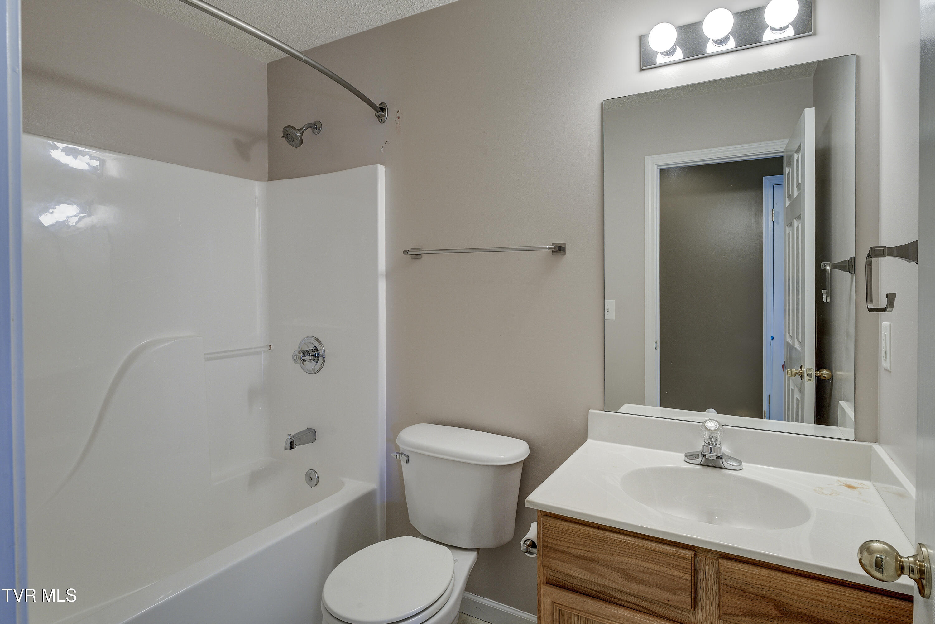 185 Thelma Hannabas Lane, Jonesborough, Tennessee image 23