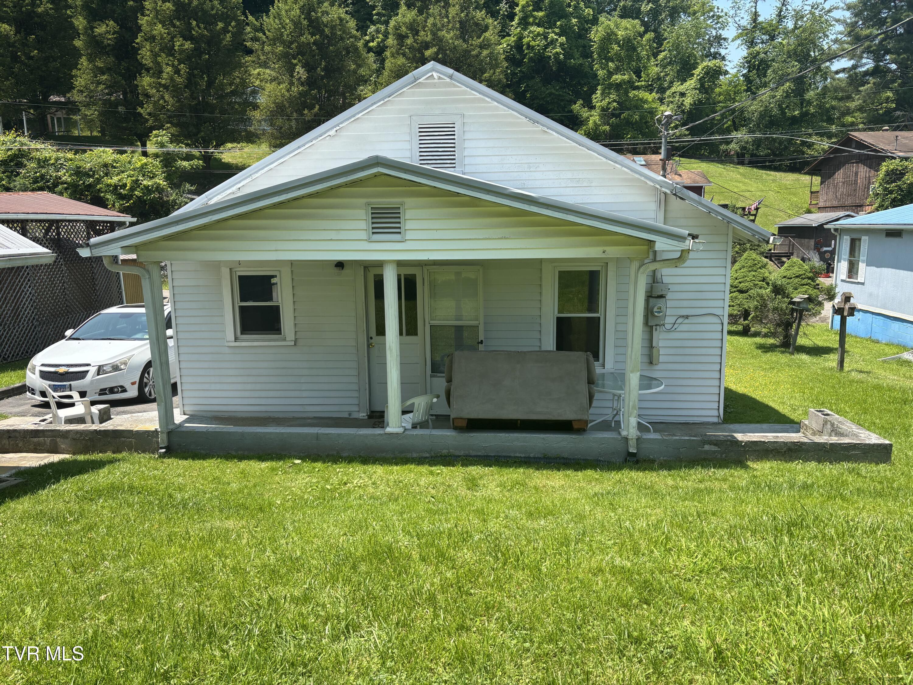 181 Powerhouse Hollow, Clintwood, Virginia image 4