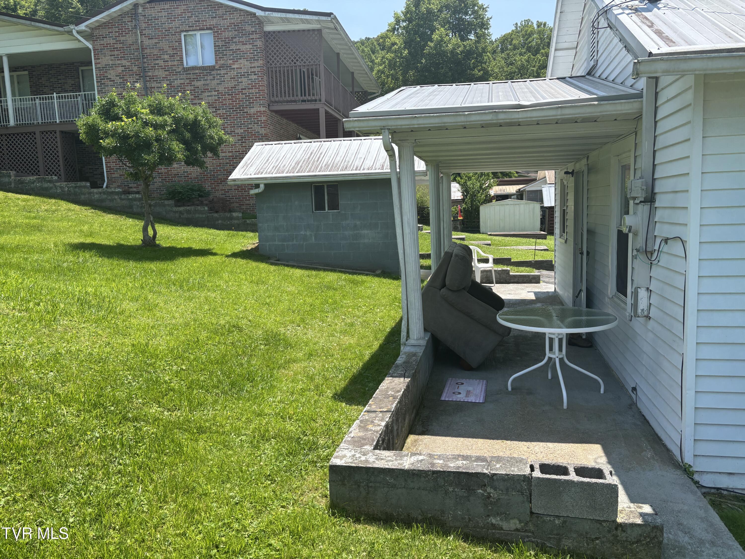 181 Powerhouse Hollow, Clintwood, Virginia image 6