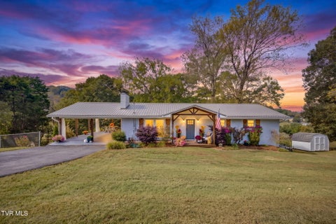 Photo of 304 Merman Road, Kingsport, TN 37663 (MLS # 10002133)