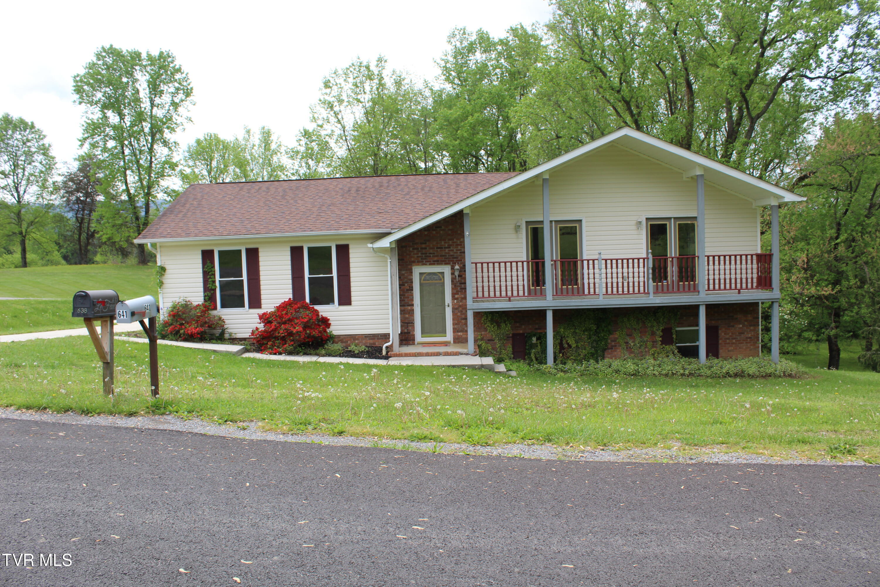 641 Dryden Heights Drive, Dryden, Virginia image 7