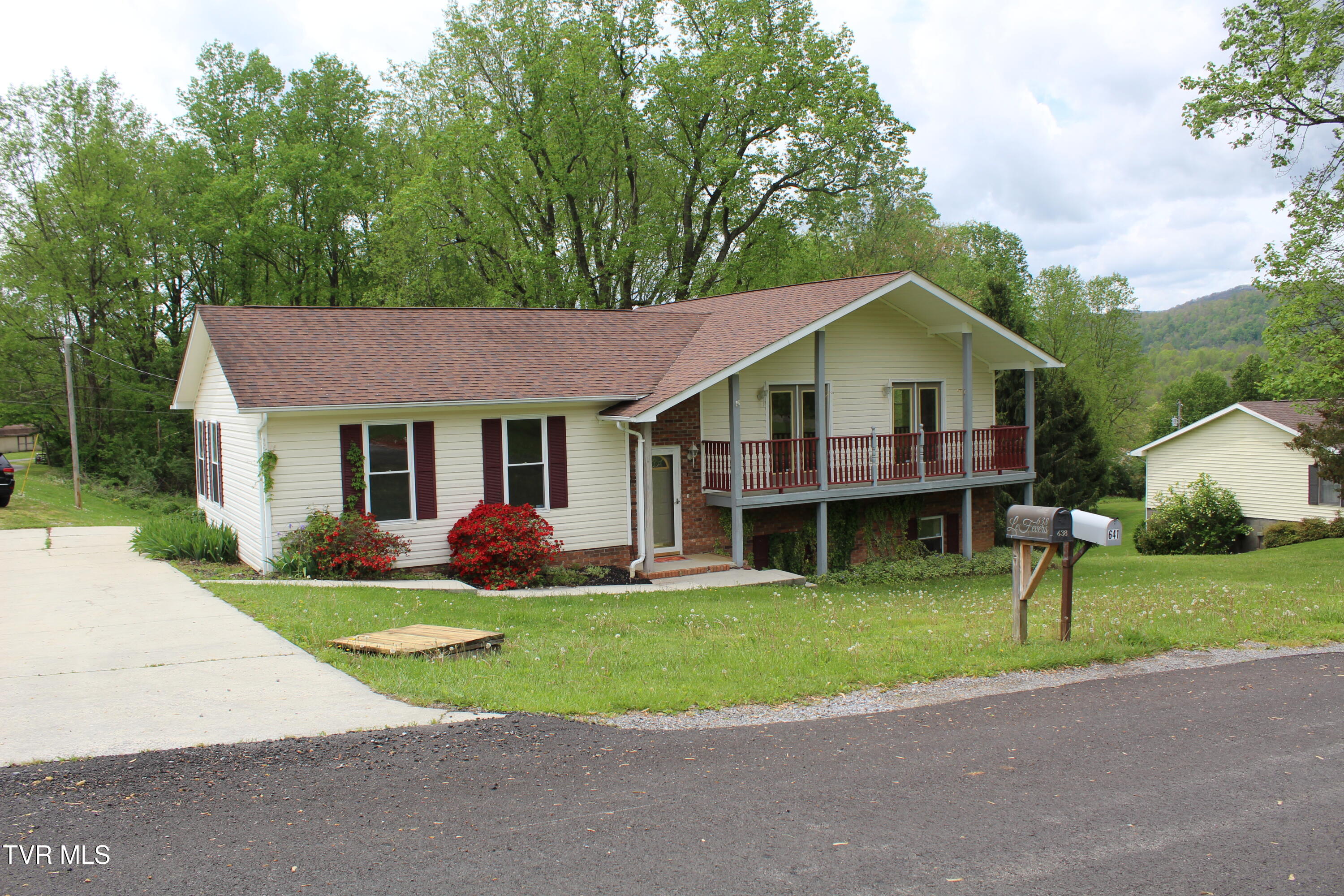 641 Dryden Heights Drive, Dryden, Virginia image 6