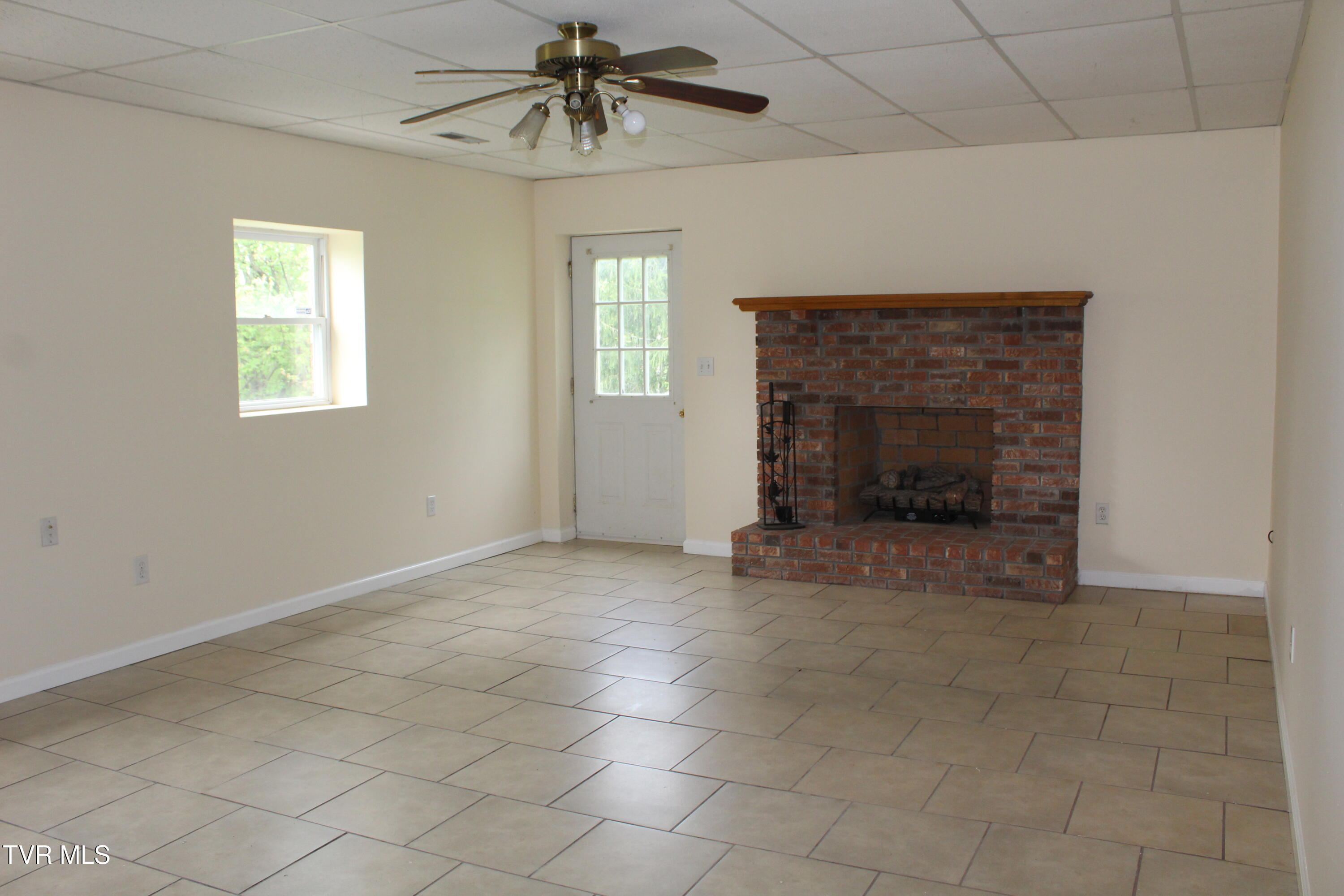 641 Dryden Heights Drive, Dryden, Virginia image 39