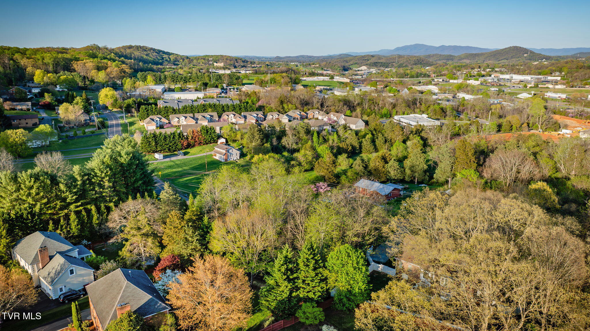 620 Mountainview Road, Johnson City, Tennessee image 10