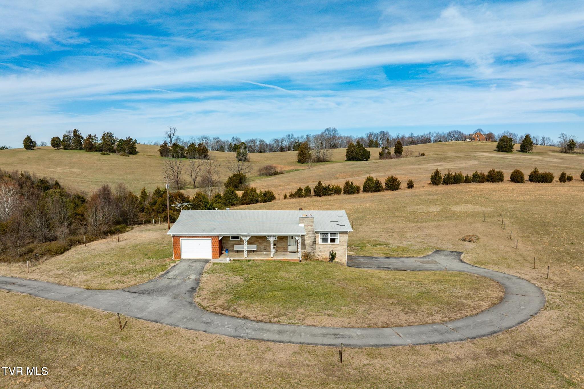 6421 Old Russellville Pike, Russellville, Tennessee image 2