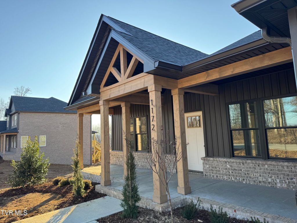 Photo of 1172 Hawley Road, Blountville, TN 37617 (MLS # 9991239)