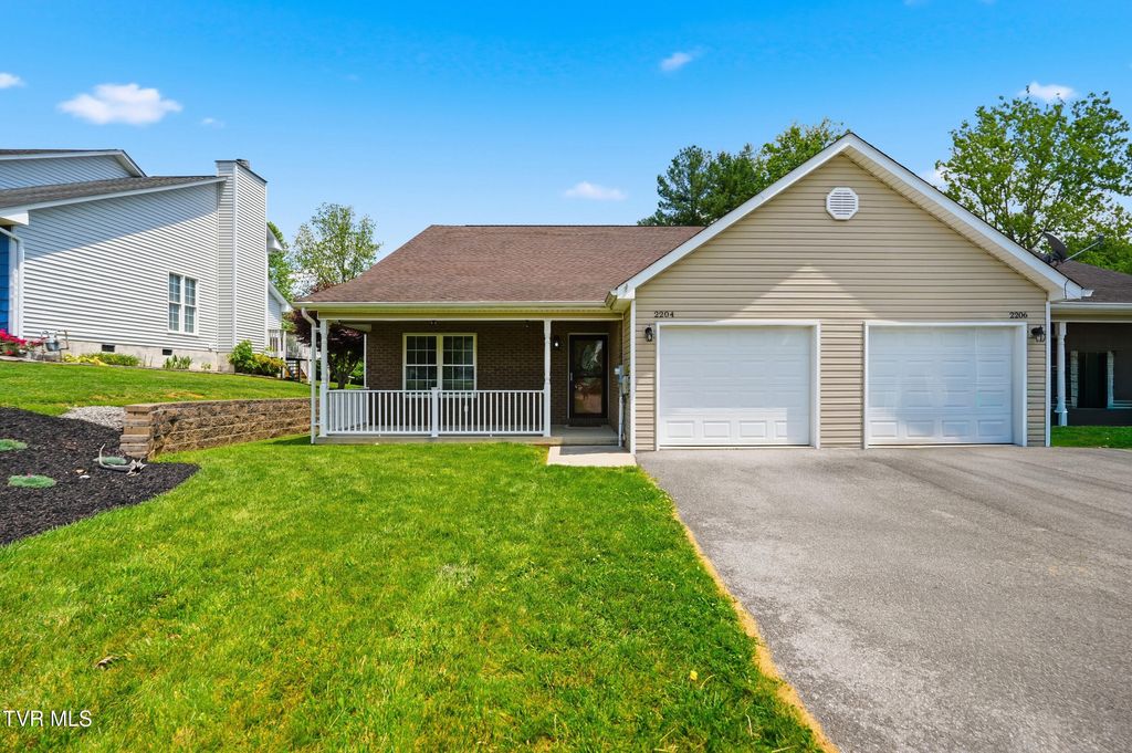 Photo of 2204 Valley Drive, Bristol, VA 24201 (MLS # 9995354)