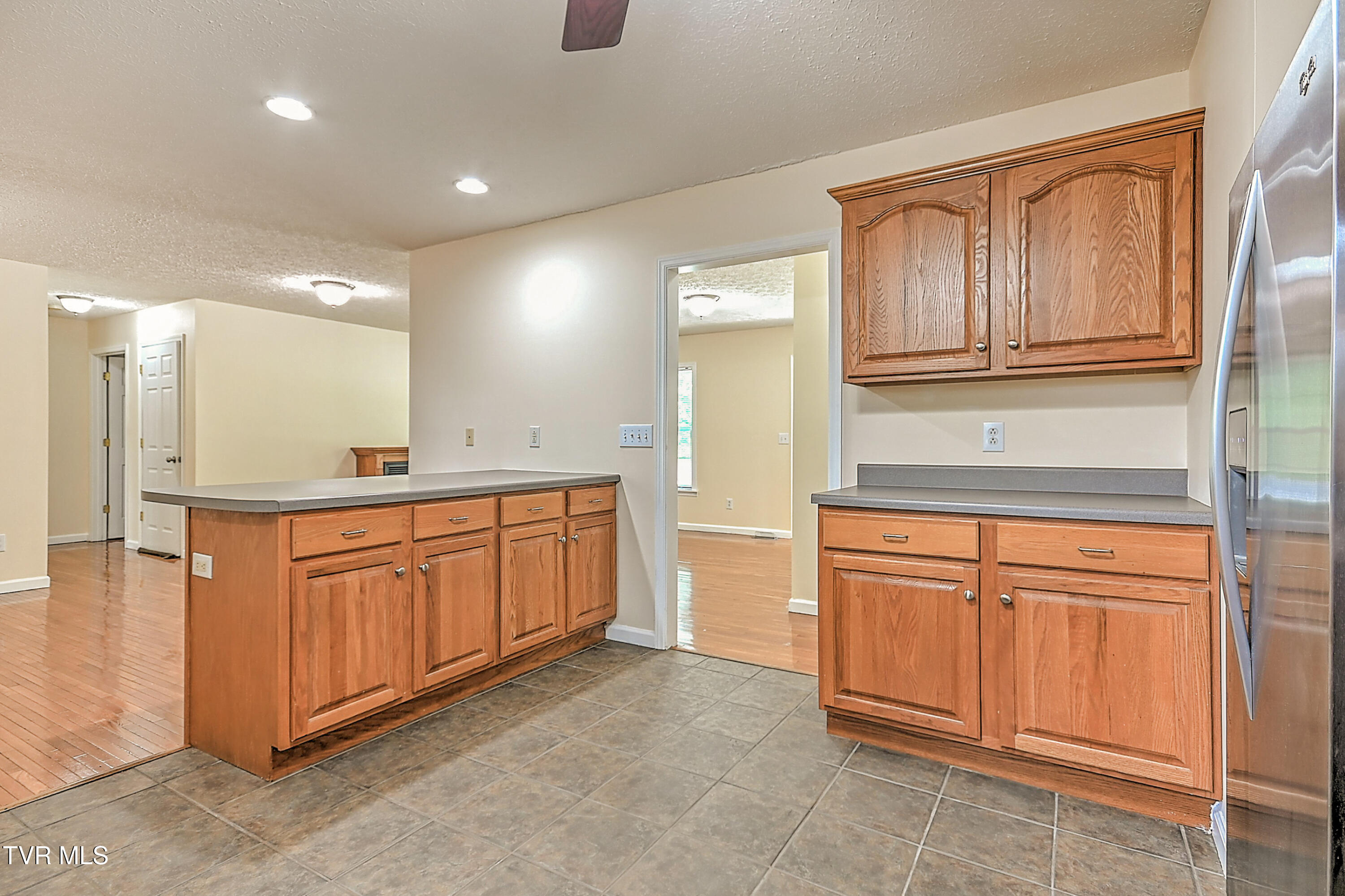 800 Lazywood Drive, Johnson City, Tennessee image 19