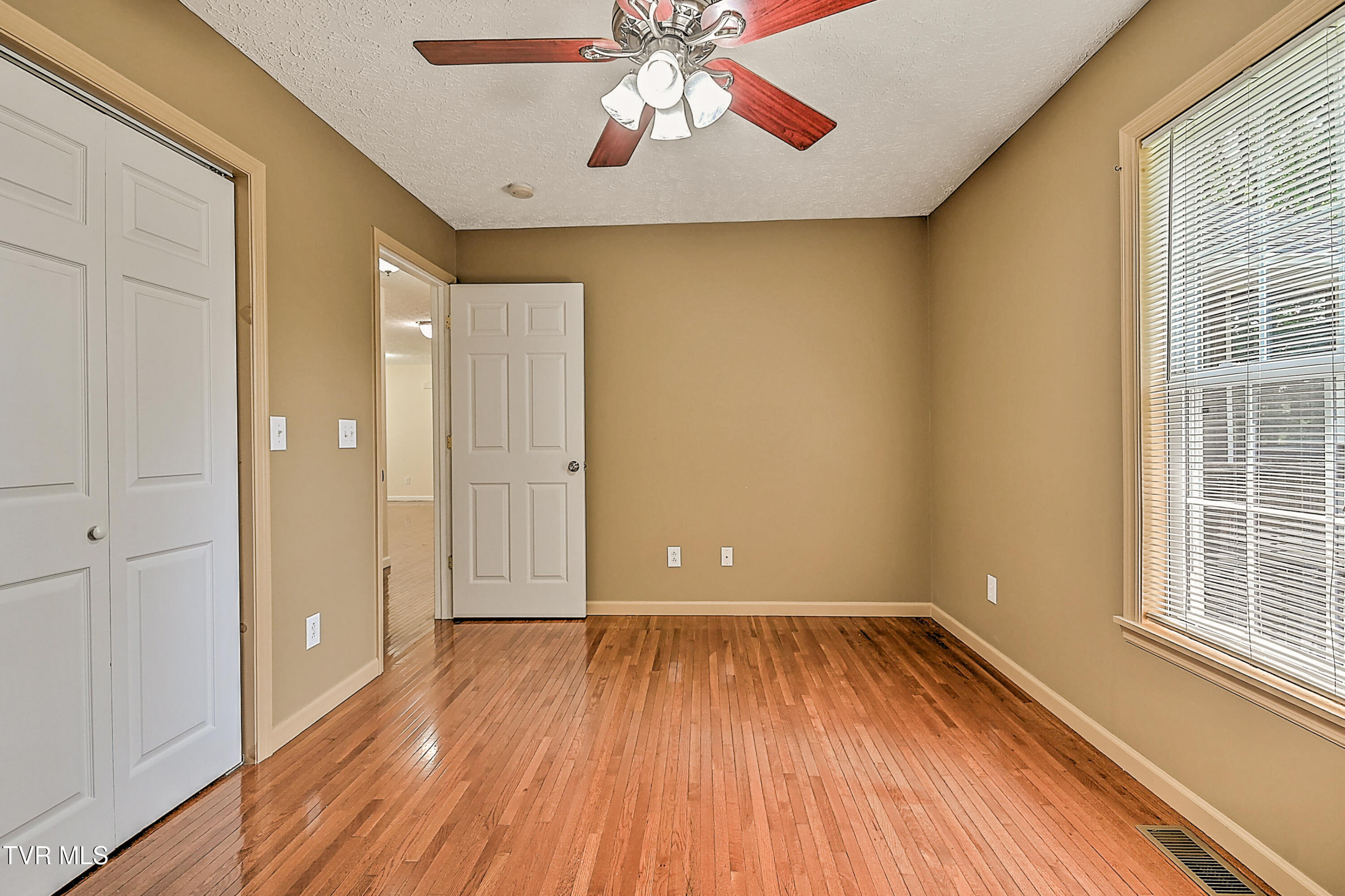 800 Lazywood Drive, Johnson City, Tennessee image 32