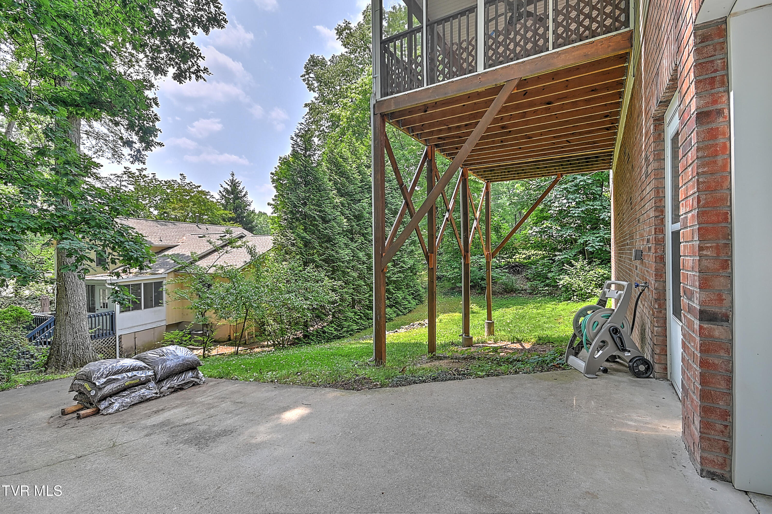 800 Lazywood Drive, Johnson City, Tennessee image 45