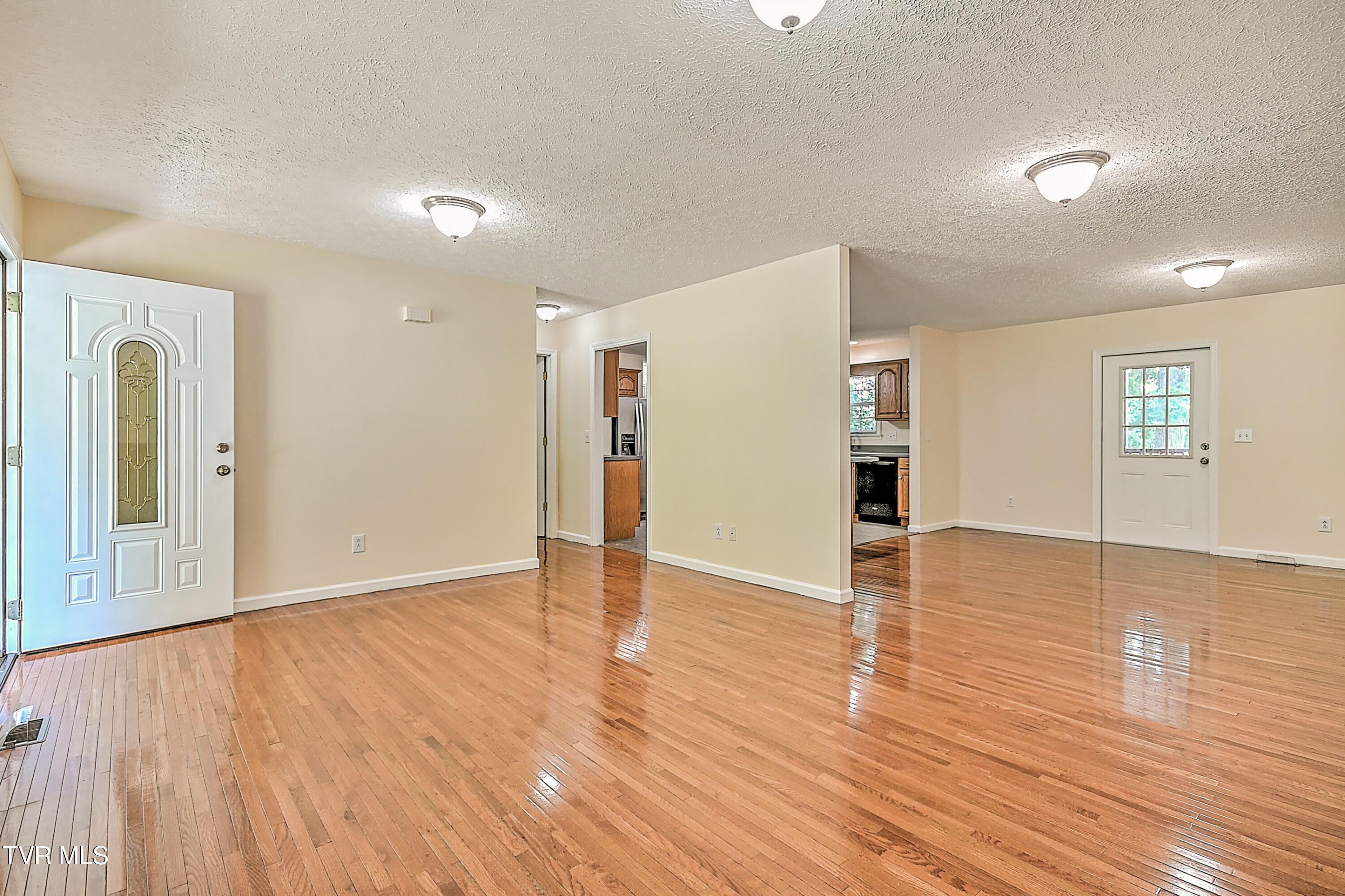 800 Lazywood Drive, Johnson City, Tennessee image 10