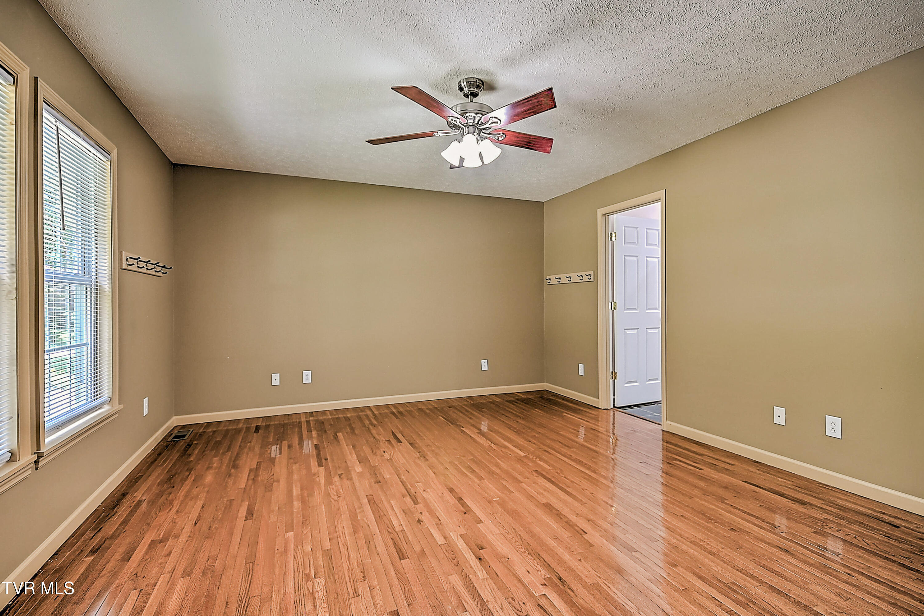 800 Lazywood Drive, Johnson City, Tennessee image 27