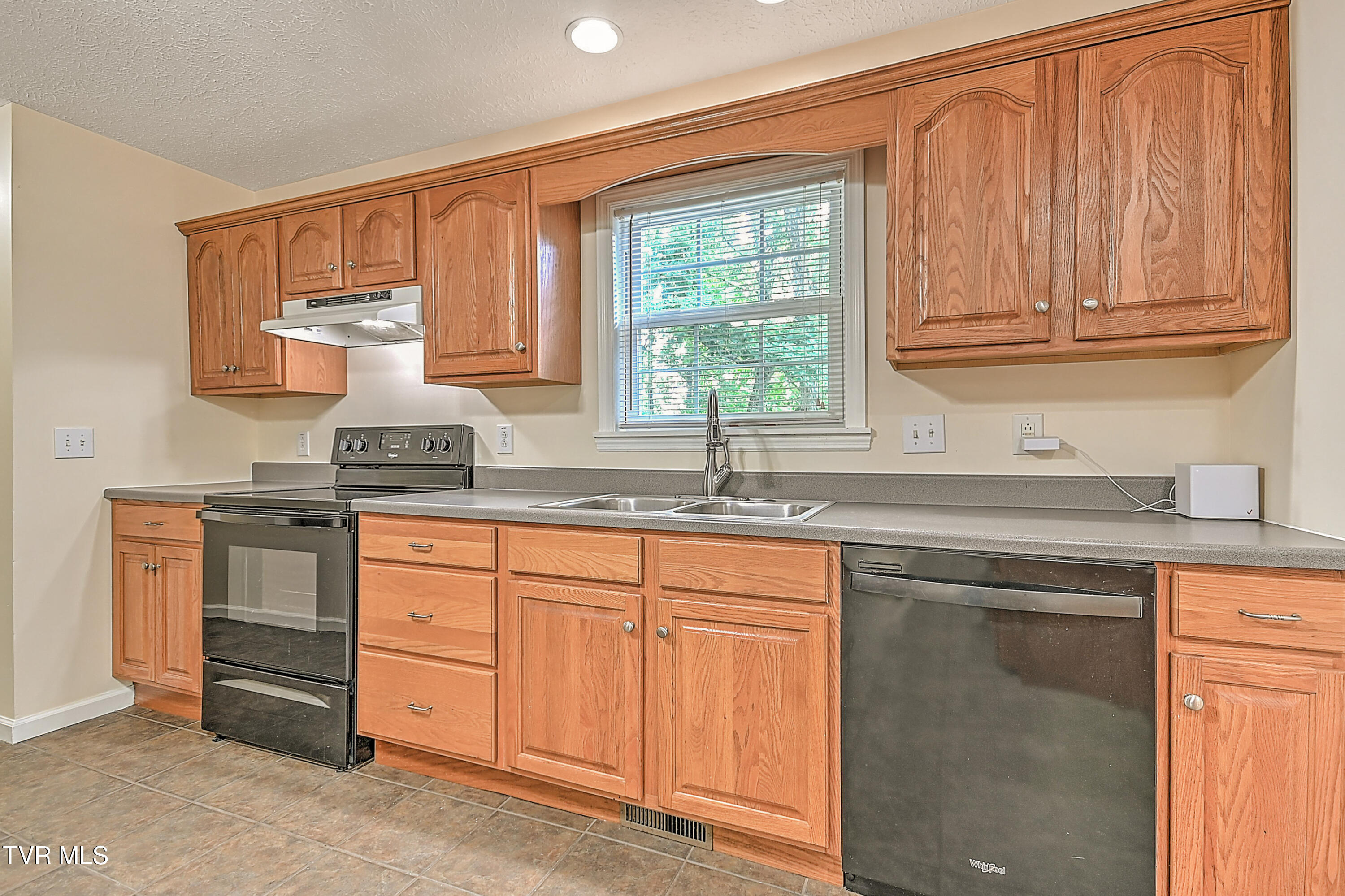 800 Lazywood Drive, Johnson City, Tennessee image 20