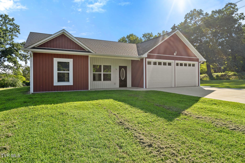 Photo of 40 Crossover Drive, Greeneville, TN 37743 (MLS # 10000029)