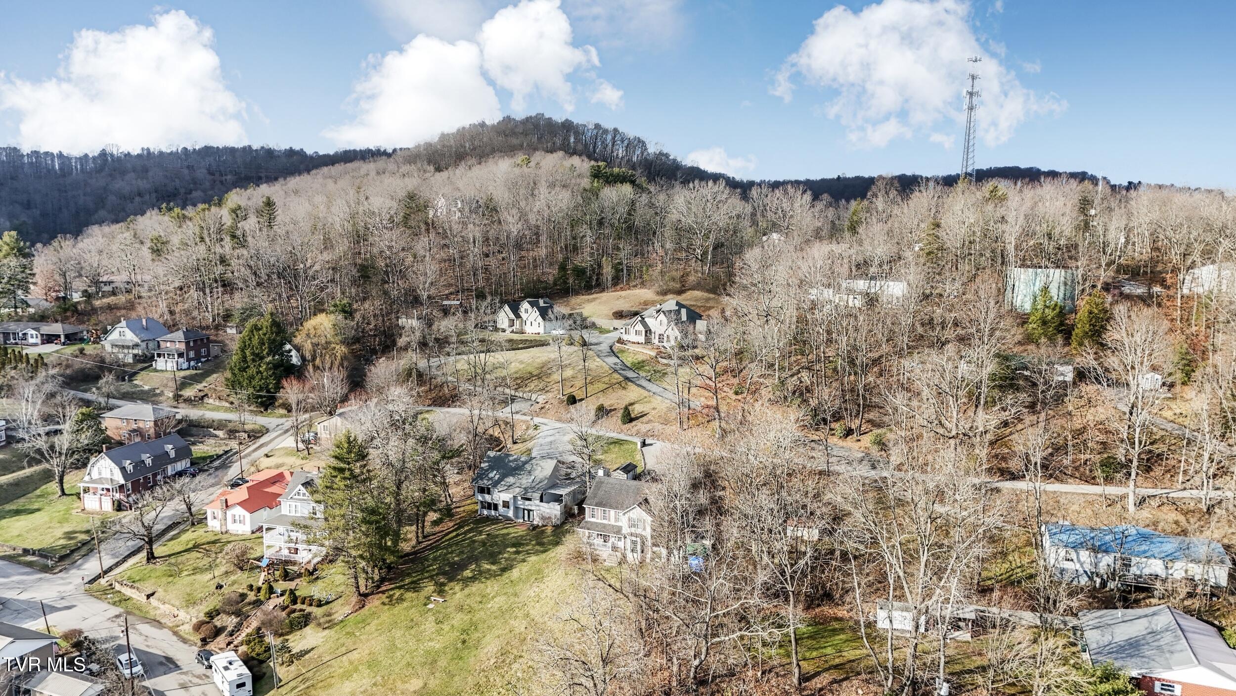 420 Oak Avenue, Norton, Virginia image 16