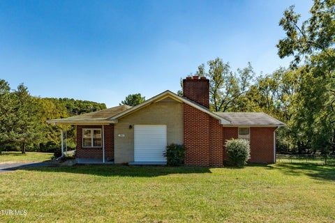 Homes For Sale - 1601 Cherokee Road<br/> Johnson City, TN 37604