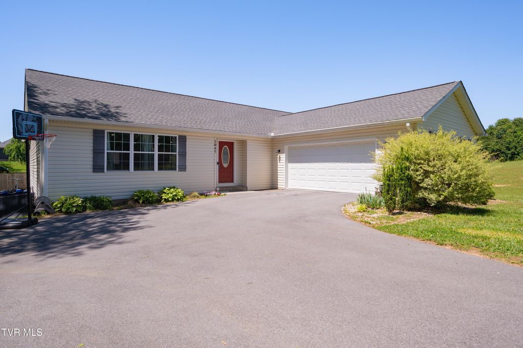 Photo of 5045 Old Jonesboro Road, Bristol, TN 37620 (MLS # 9995289)