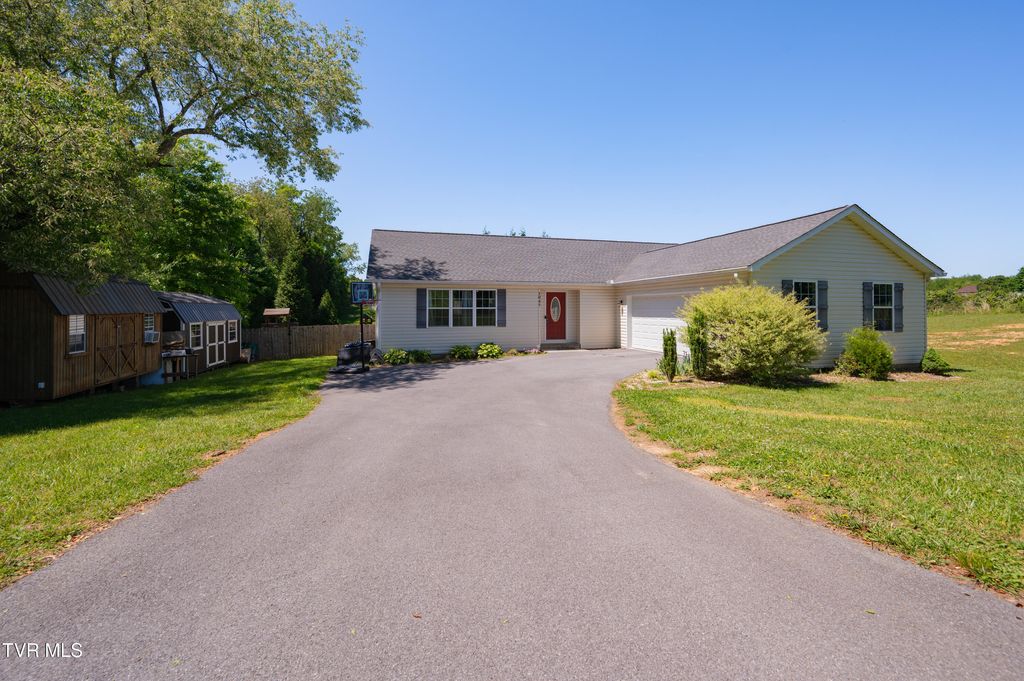 Photo of 5045 Old Jonesboro Road, Bristol, TN 37620 (MLS # 9995289)