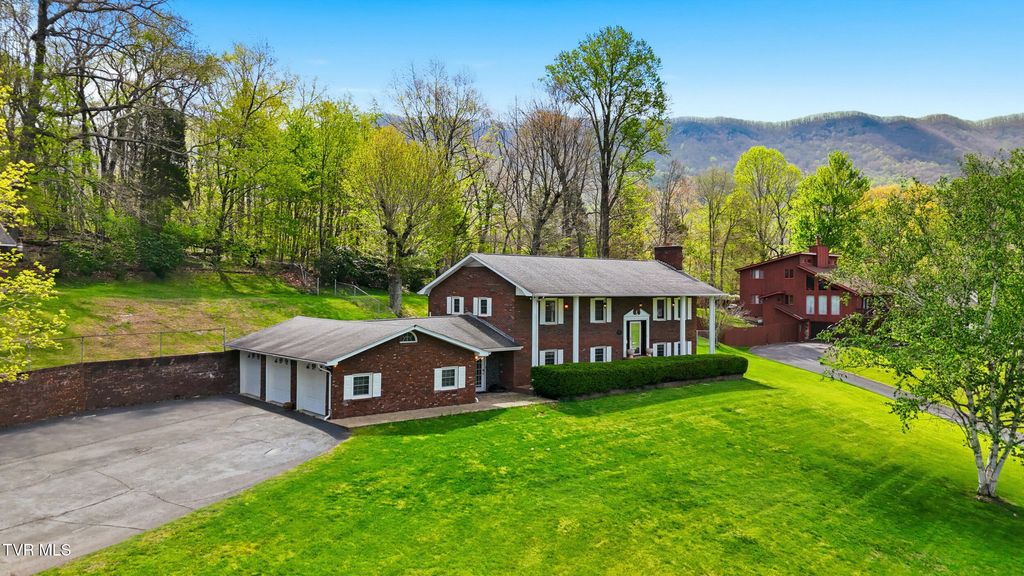 Photo of 64 Dye Drive, Lebanon, VA 24266 (MLS # 9994053)