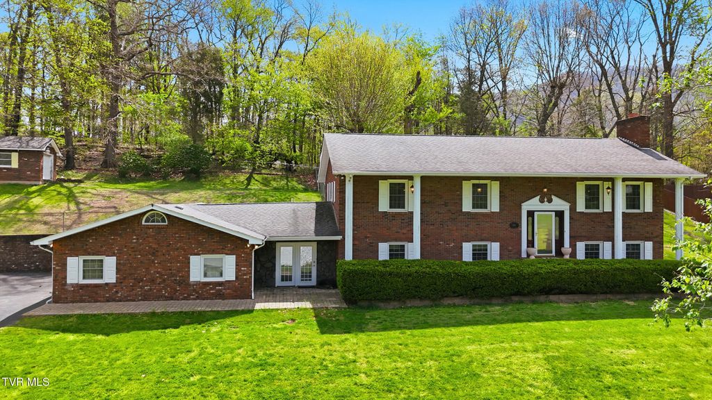 Photo of 64 Dye Drive, Lebanon, VA 24266 (MLS # 9994053)