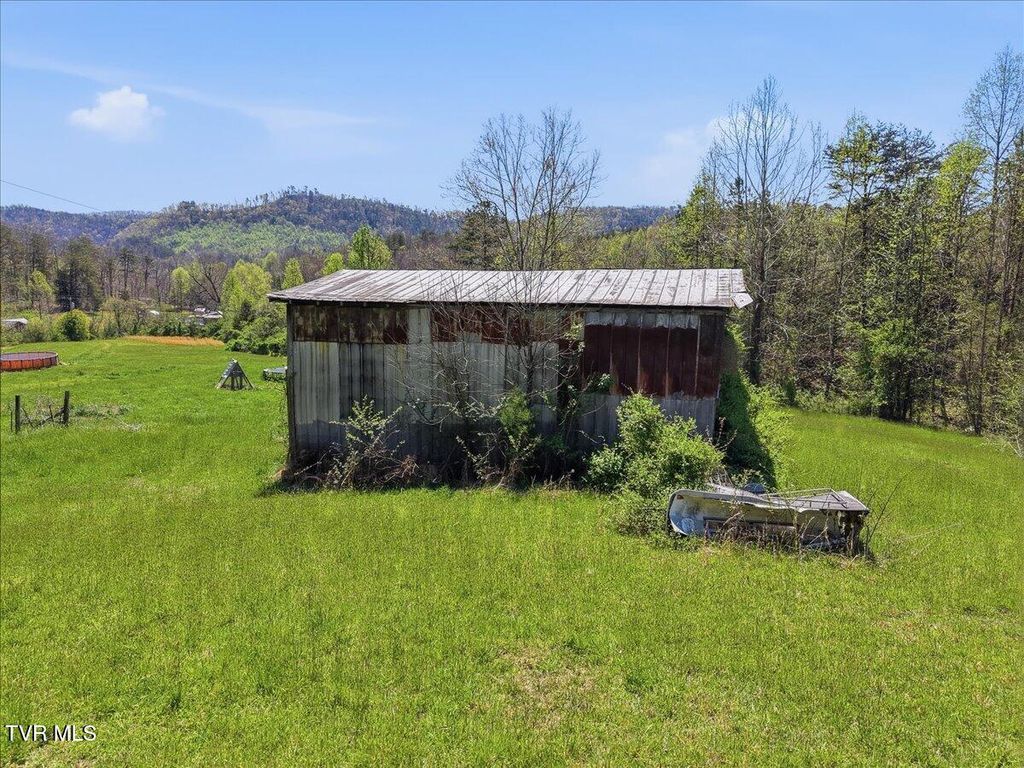 Photo of 155 Barker Road, Rogersville, TN 37857 (MLS # 9995909)