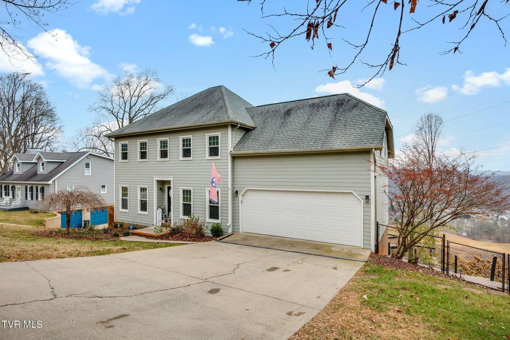 Photo of 4021 Lakota Place, Kingsport, TN 37664 (MLS # 9989113)