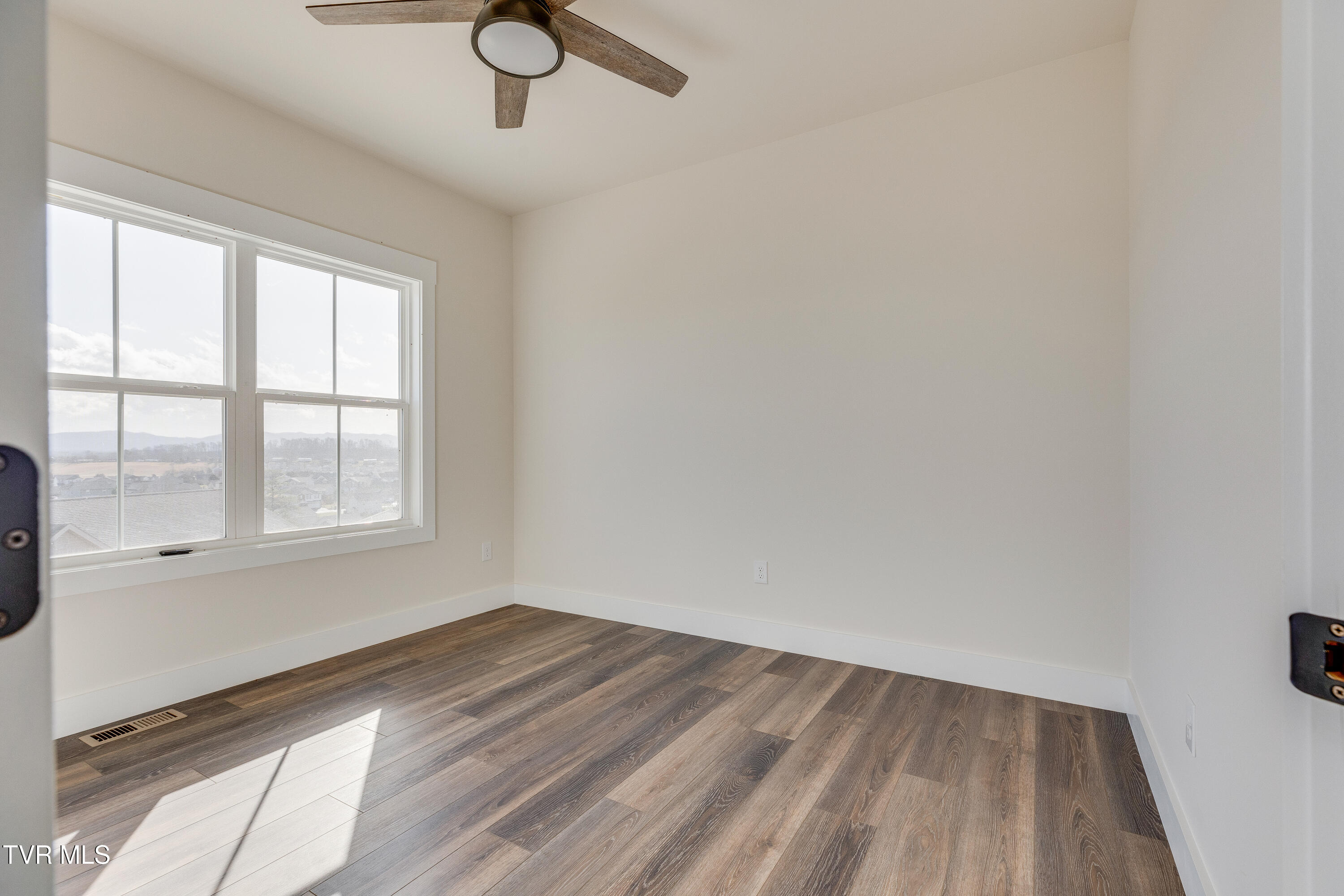 183 Lorena Lane, Jonesborough, Tennessee image 19