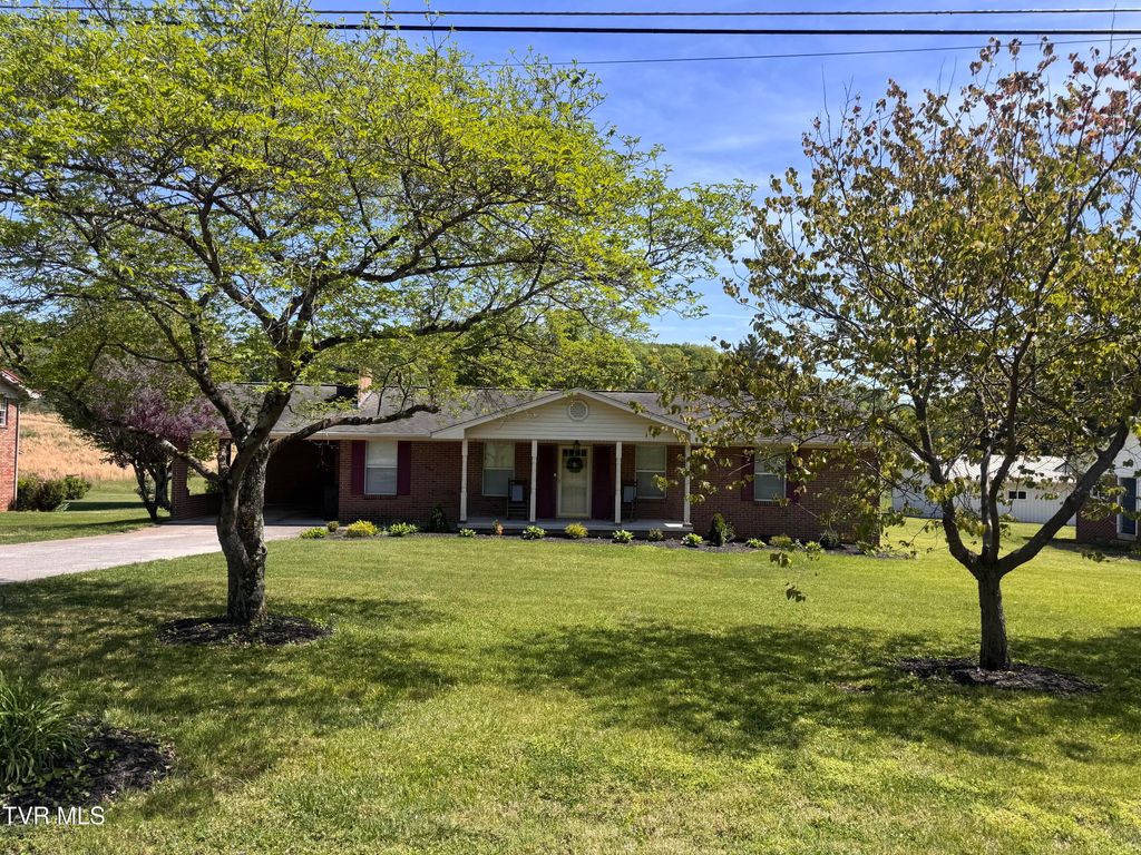Photo of 140 Lena Drive, Rogersville, TN 37857 (MLS # 9995164)