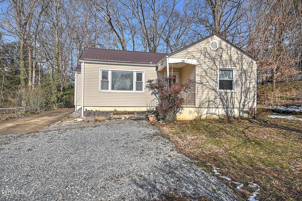 Photo of 152 Woodland Drive, Johnson City, TN 37601 (MLS # 9991109)