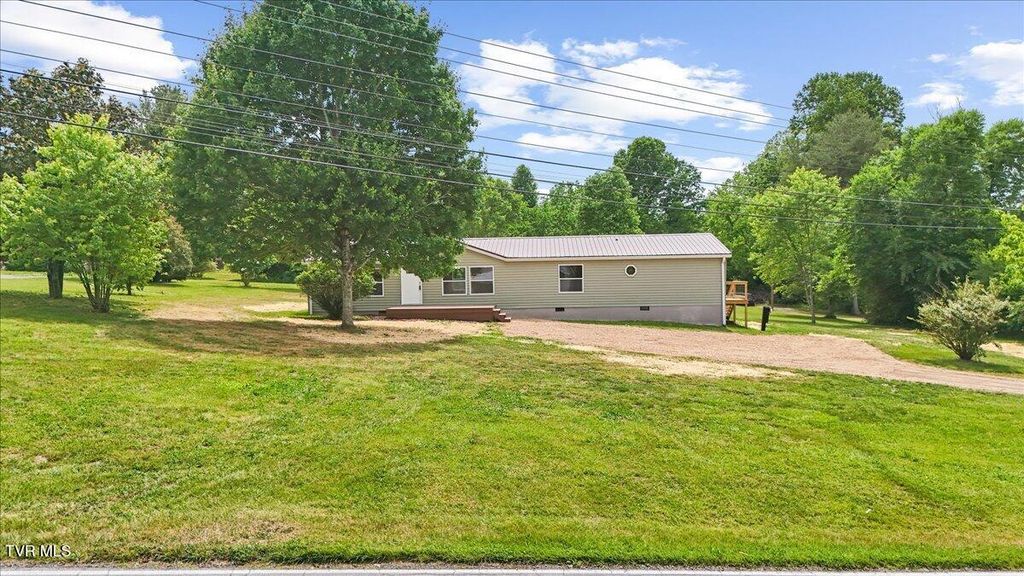 Photo of 305 Broyles Lane, Bristol, TN 37620 (MLS # 9995849)
