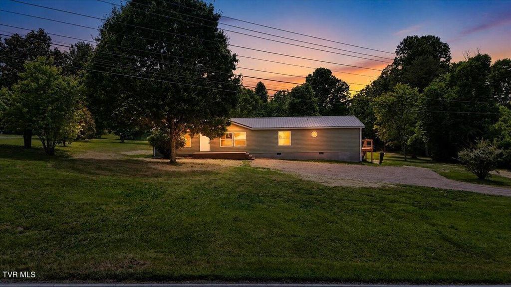 Photo of 305 Broyles Lane, Bristol, TN 37620 (MLS # 9995849)