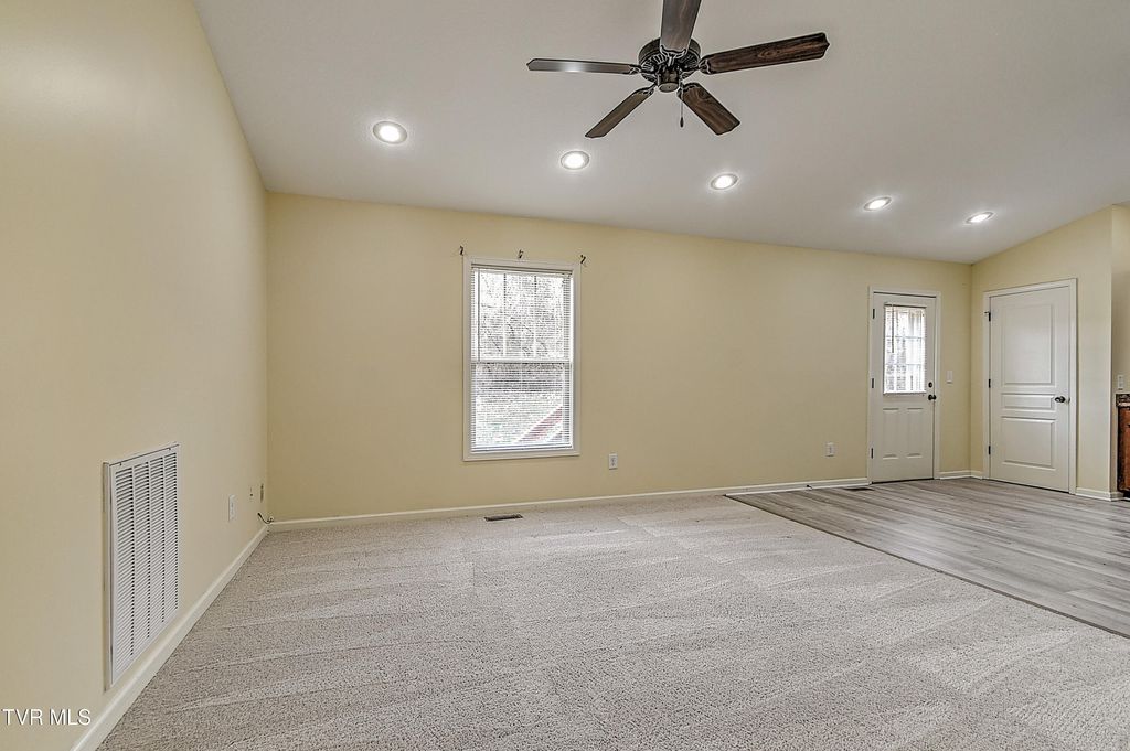 Photo of 251 New Hope Road, Jonesborough, TN 37659 (MLS # 9992224)