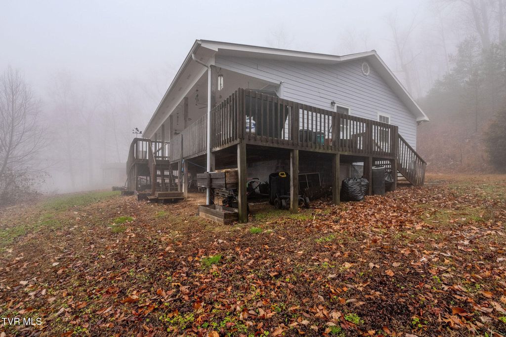Photo of 7538 Snake Hollow Road, Sneedville, TN 37869 (MLS # 9990120)