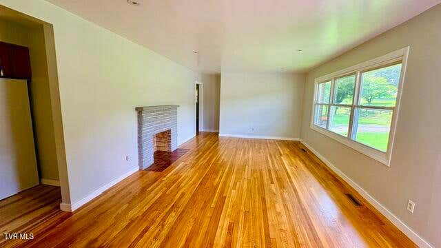 Photo of 409 Colonial Heights Road, Kingsport, TN 37663 (MLS # 9999575)
