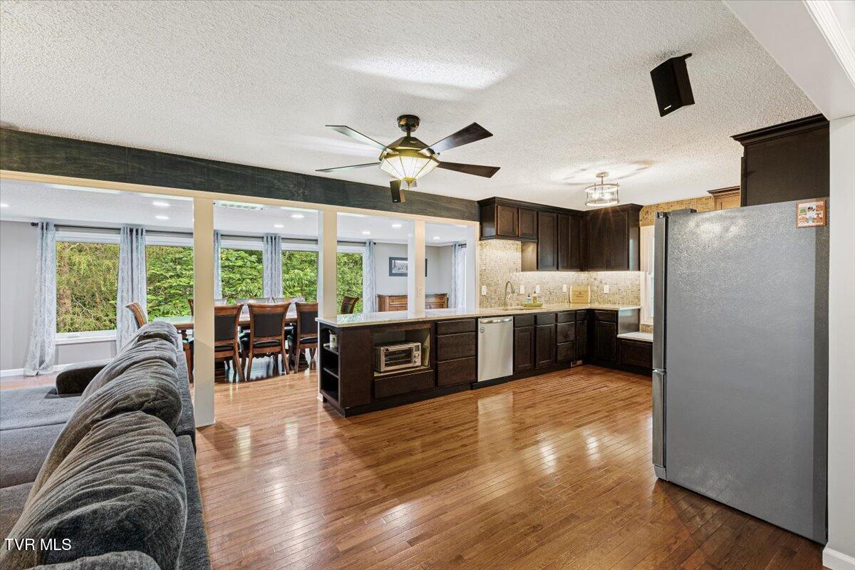 718 Montclair Drive, Johnson City, Tennessee image 18