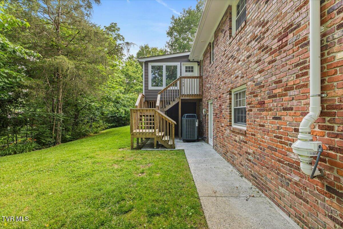 718 Montclair Drive, Johnson City, Tennessee image 11