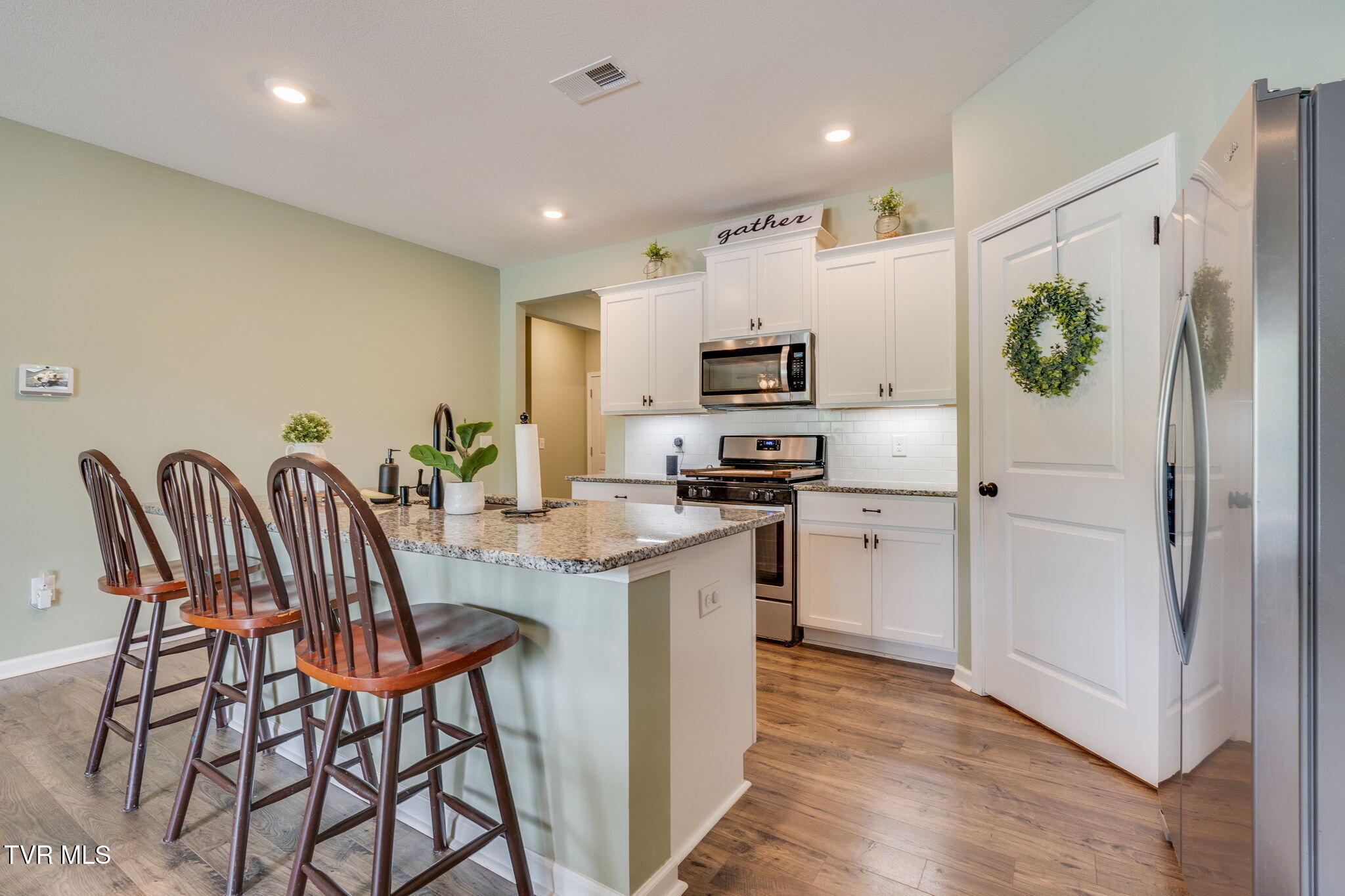 1063 Pampas Drive, Jonesborough, Tennessee image 11