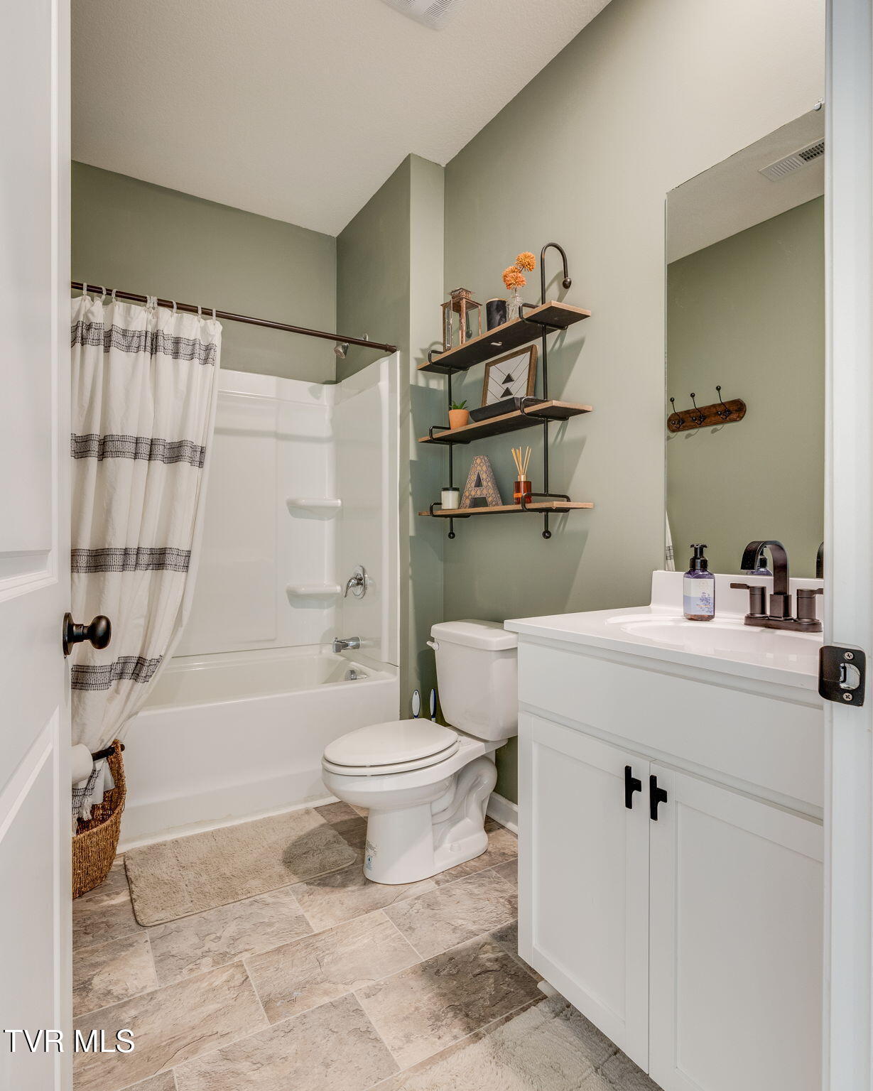 1063 Pampas Drive, Jonesborough, Tennessee image 23