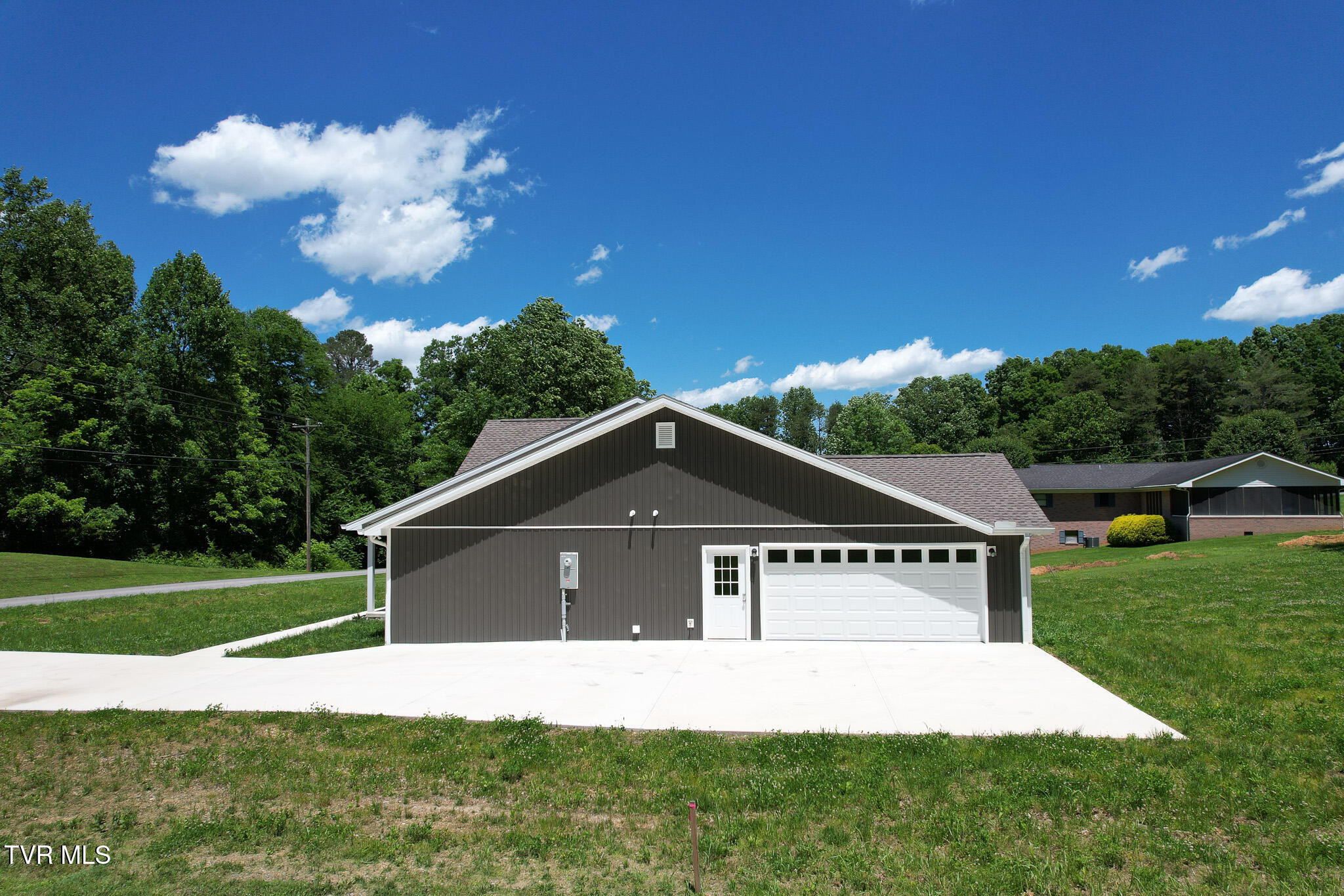 960 East Allens Bridge Road