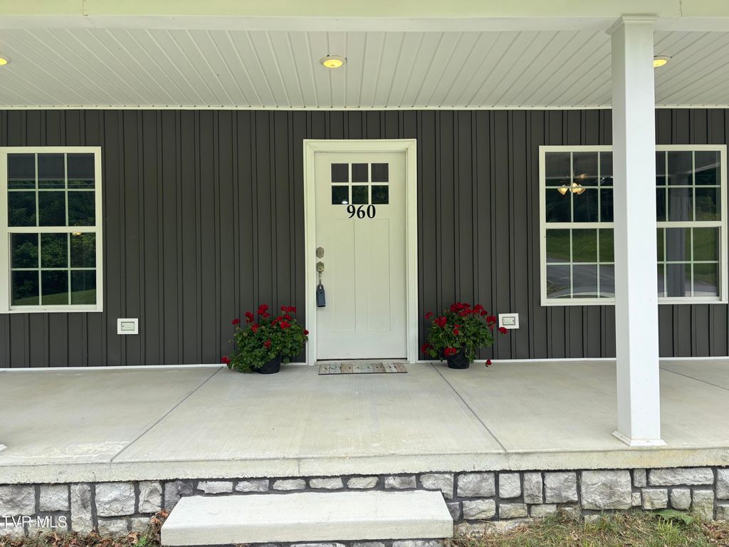 Photo of 960 Allens Bridge Road, Greeneville, TN 37743 (MLS # 9992303)