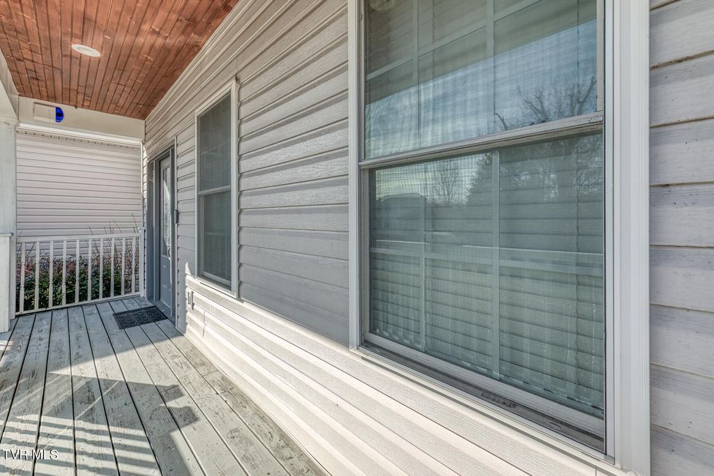 Photo of 1030 Old Stagecoach Road, Jonesborough, TN 37659 (MLS # 9990528)