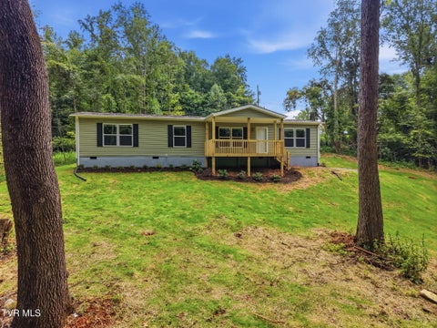 Homes For Sale - 445 Bay Hill Drive<br/> Sullivan County County, Piney Flats, TN 37686