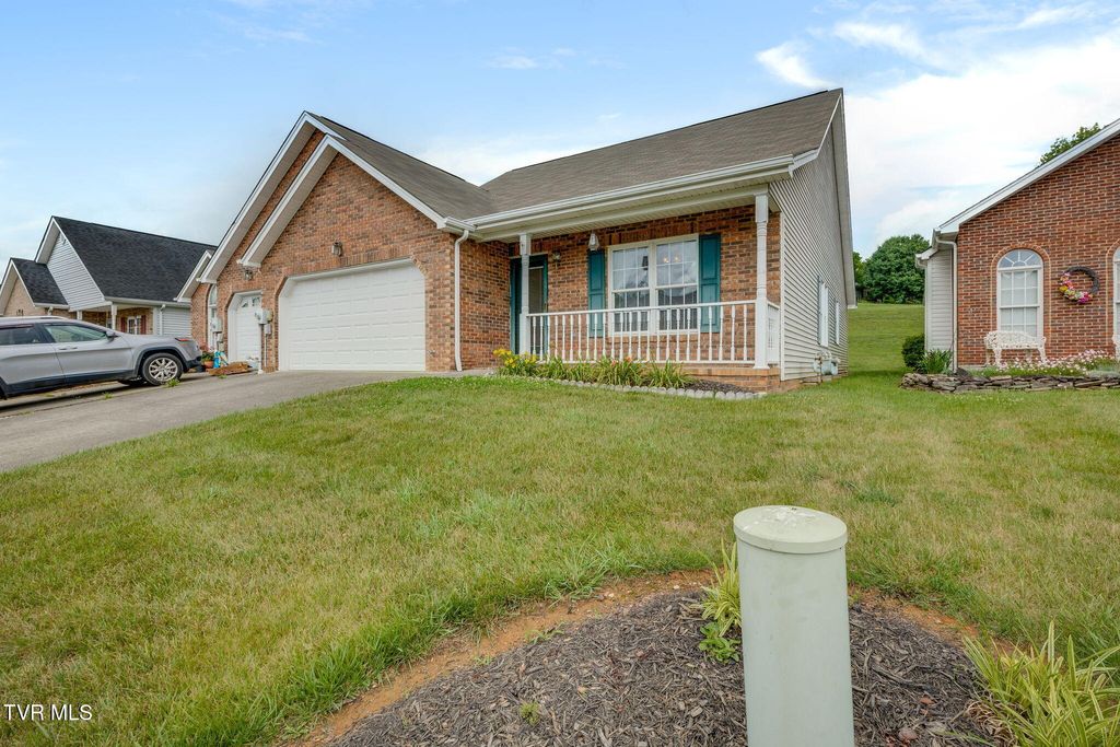 Photo of 4208 Nickleby Court, Kingsport, TN 37663 (MLS # 9996096)