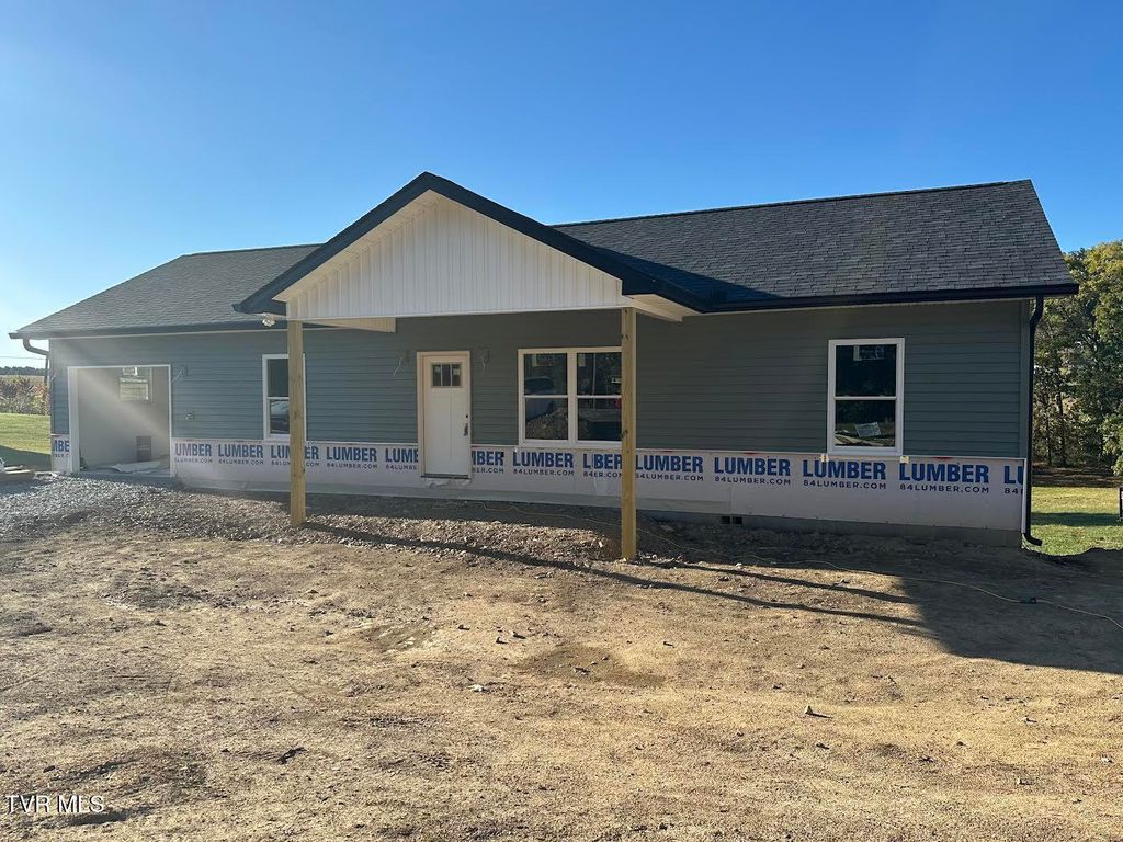 Photo of 6020 Newport Highway, Greeneville, TN 37745 (MLS # 9987415)