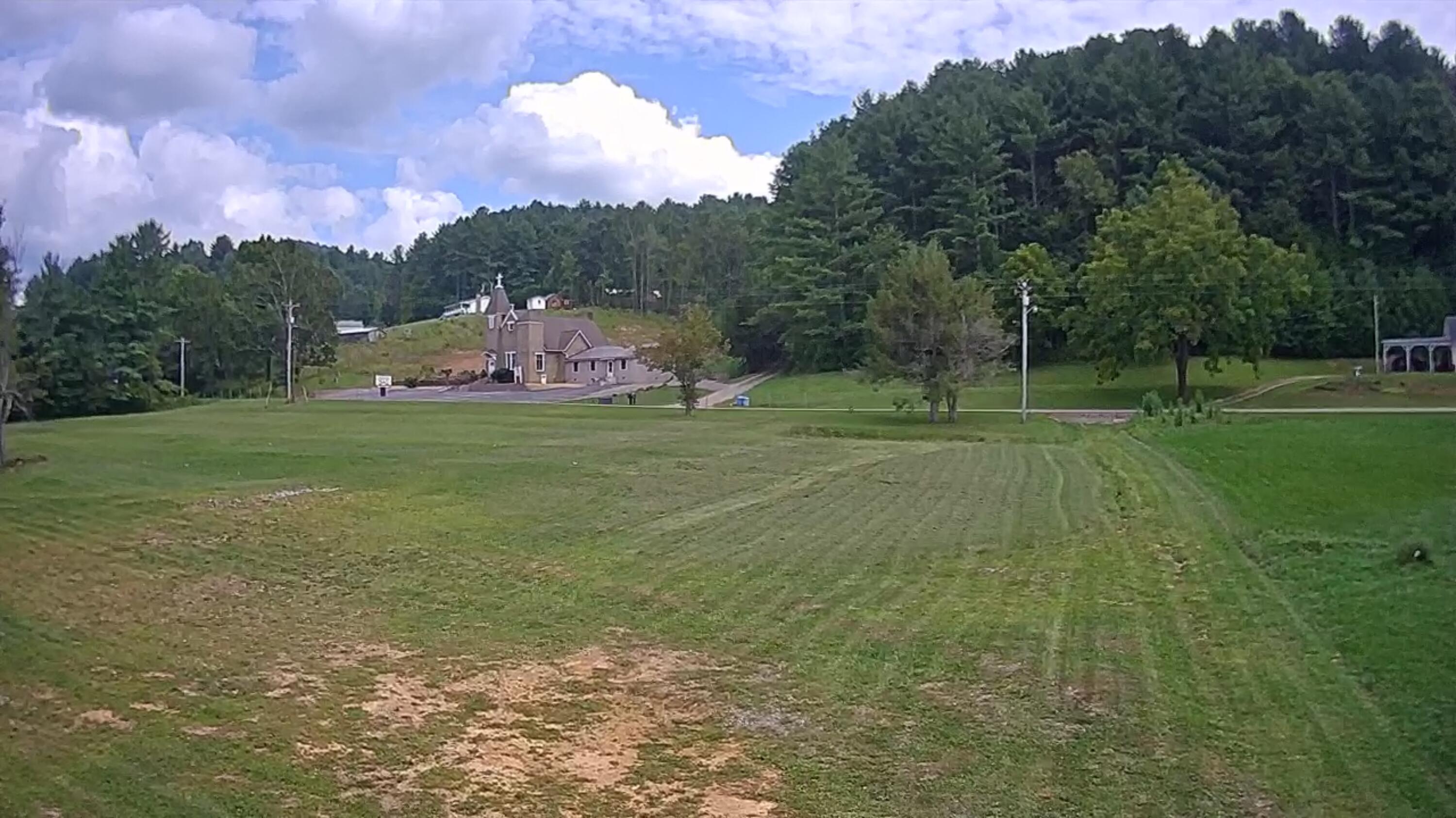 2431 Shady Street, Mountain City, Tennessee image 4