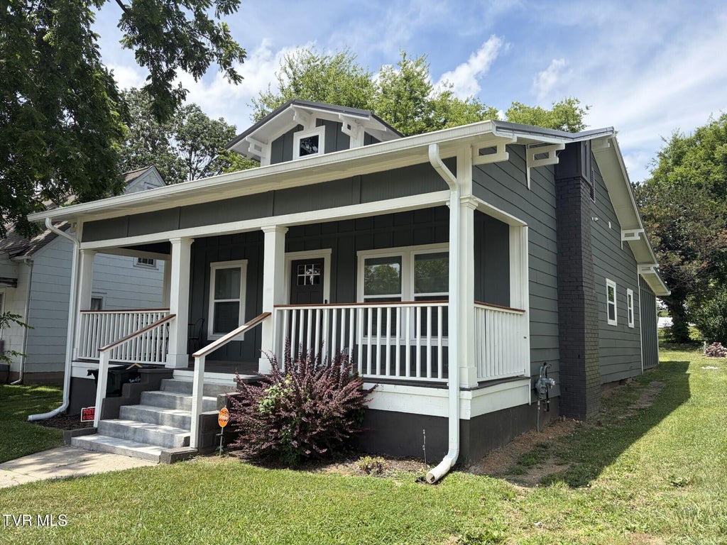 Photo of 710 Carson Street, Greeneville, TN 37743 (MLS # 9998880)